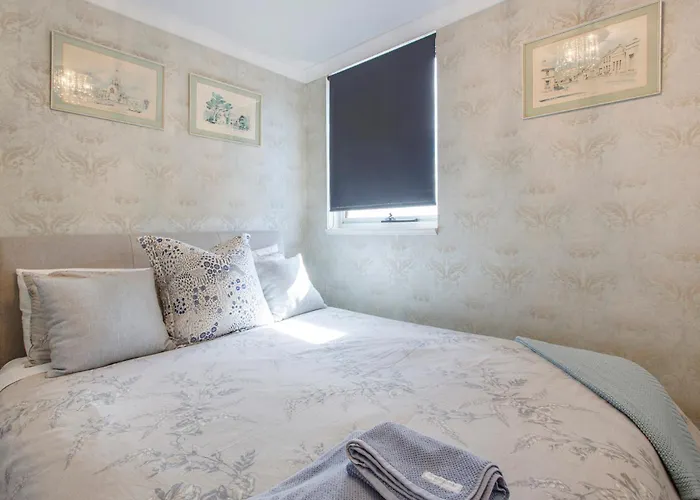 Central Hidden Gem - Fremantle Apartment